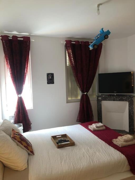 Maison Harry Potter Pour 6 Personnes En Centre Ville Montauban Exterior foto